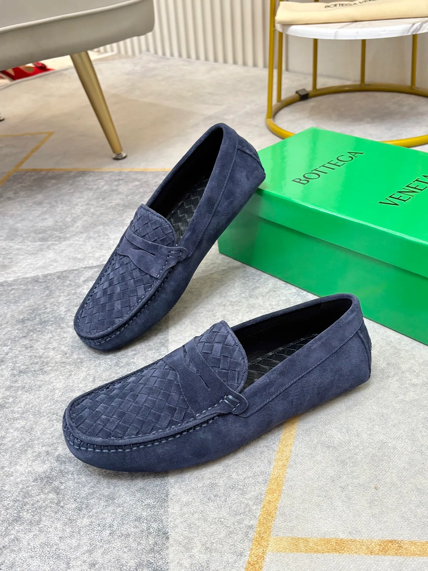 P420💰 (Niu Li + Niu Pad) [BV] The latest hot style‼ ️Casual men's shoes, uppers imported first-layer cowhide ➕Full imported cowhide lining✔️Exquisite workmanship, excellent foot feel, special rubber soles✔️, cool and fashionable, the latest fashion, fashionable outsole, hurry up.  Code number: 38-44 (can be customized to 37.45, non-refundable)